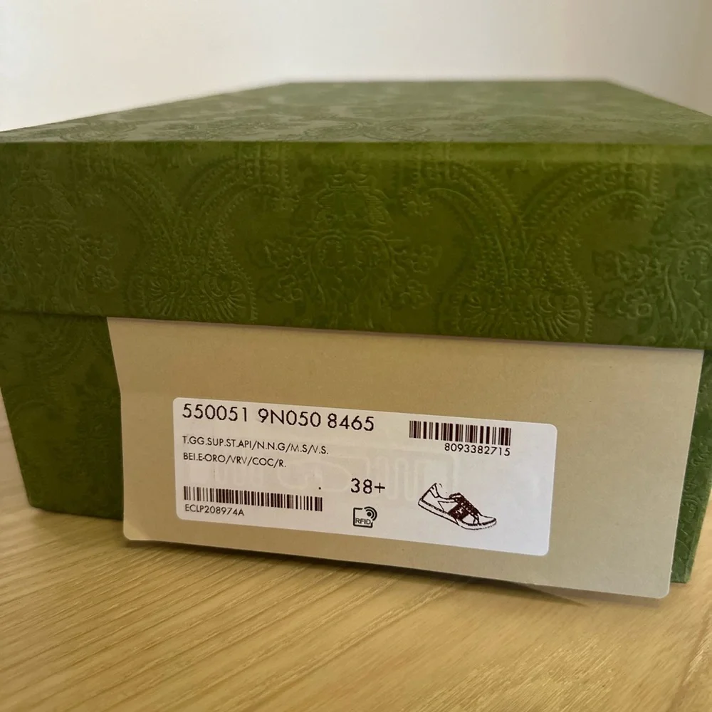 Gucci Women’s Ace Supreme Bees - Picture 9 of 9